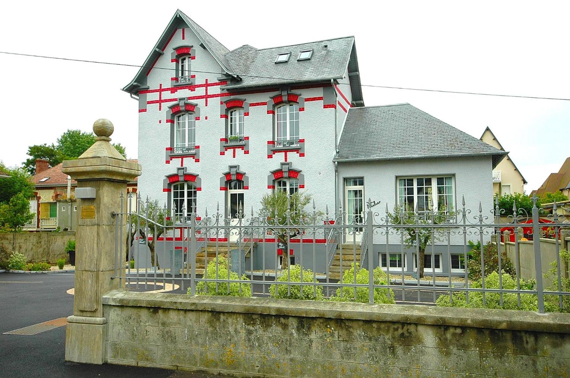 Hotel Restaurant La Pecherie - Le Manoir D'A Cote - Les 5 Ruches -Logis Hotels Courseulles-sur-Mer Kültér fotó